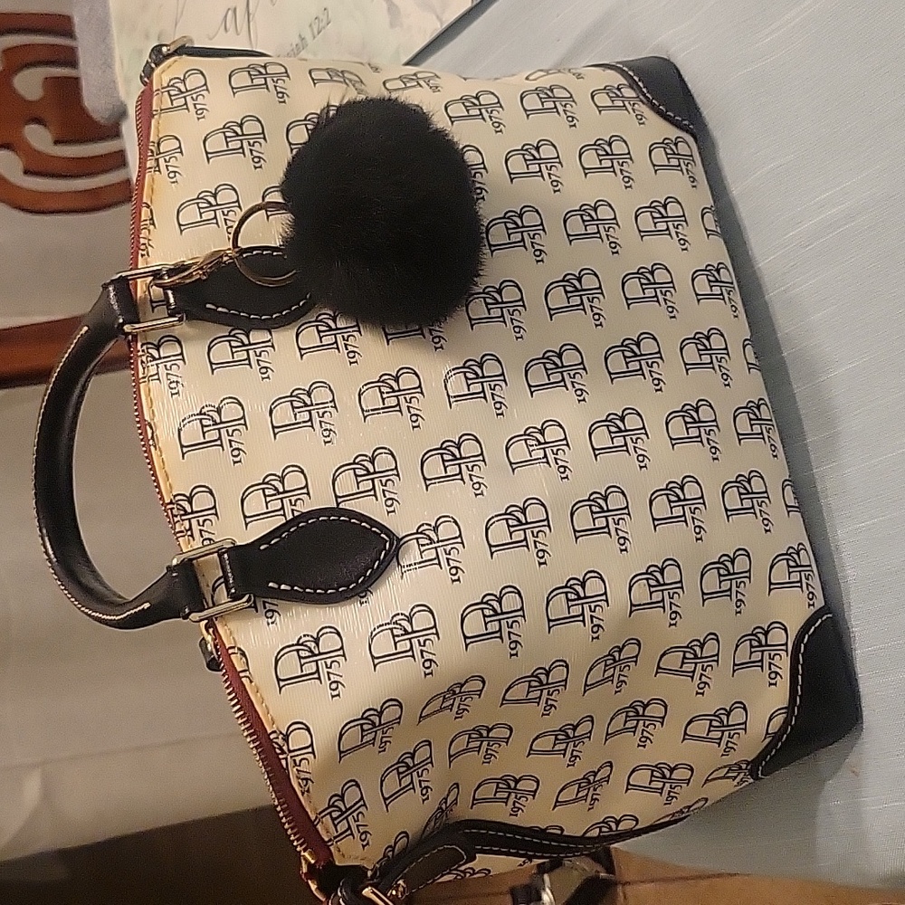 COPY - Dooney and bourke satchel